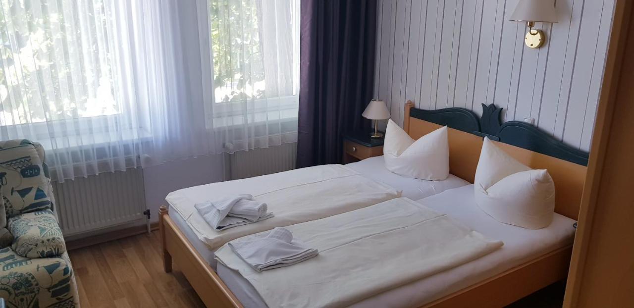 Restaurant Und Pension Zur Nassen Ecke Wittenbeck Eksteriør billede